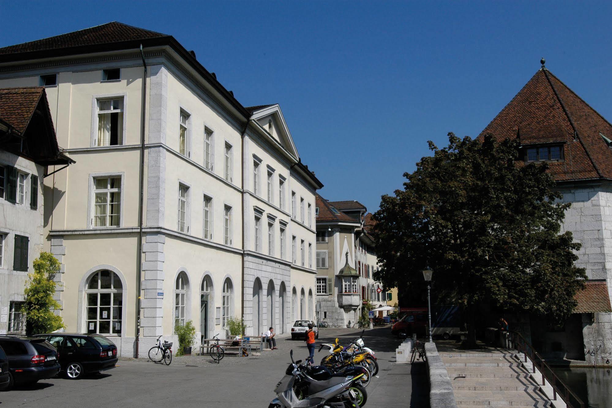 Solothurn Youth Hostel Luaran gambar